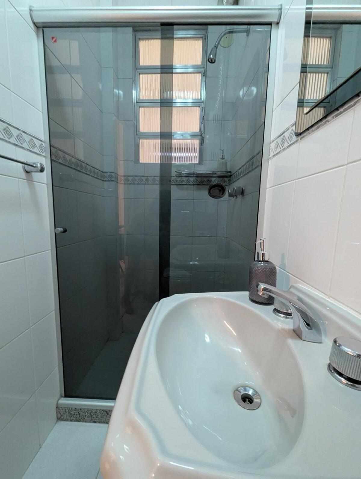 Em Rua Tranquila Em Copacabana! Apartamento Rio de Janeiro